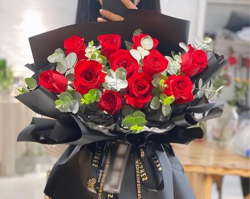 11朵玫瑰花语（玫瑰盛开，心意无边）