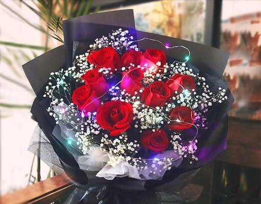 玫瑰花的31种寓意与象征（揭秘玫瑰花所蕴含的深刻意义及其神秘背后）