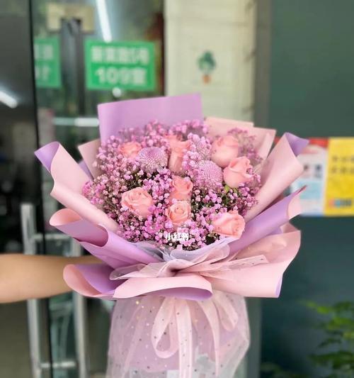11朵粉玫瑰的寓意与象征（以花语传递爱与祝福的十一枝粉玫瑰）