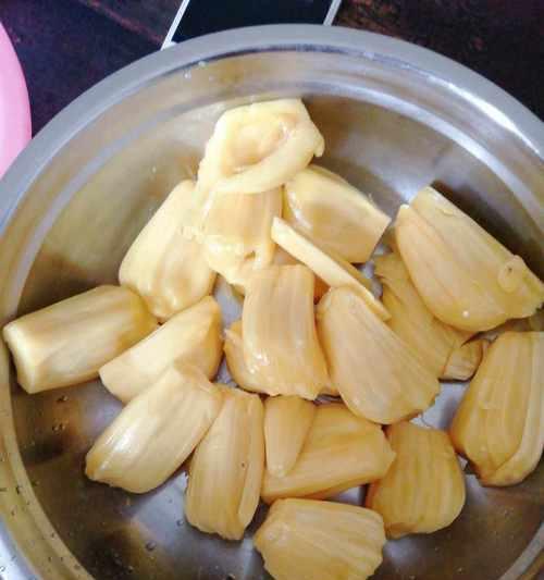 如何快速方便地剥菠萝蜜(菠萝蜜剥皮技巧与方法)