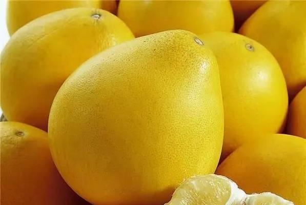 红心柚子含糖量高吗？如何选择低糖水果？