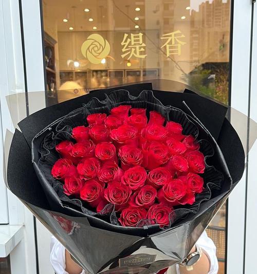 26朵红玫瑰花的含义是什么？英语中如何表达？