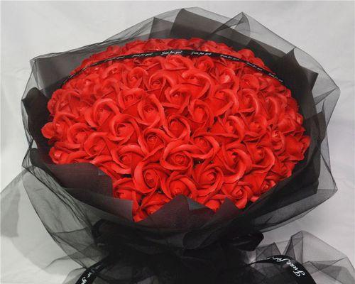 女朋友生日送玫瑰多少支合适？有什么特别含义吗？