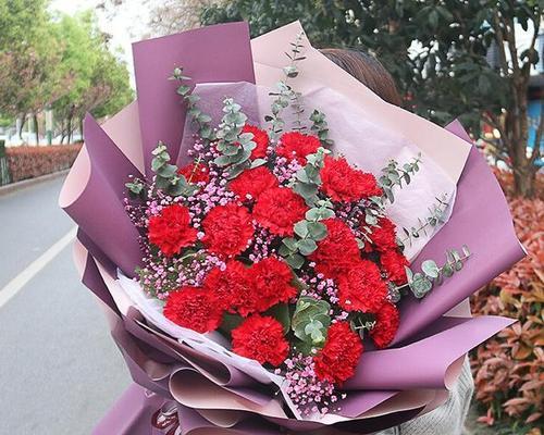 父母生日送什么花最合适？