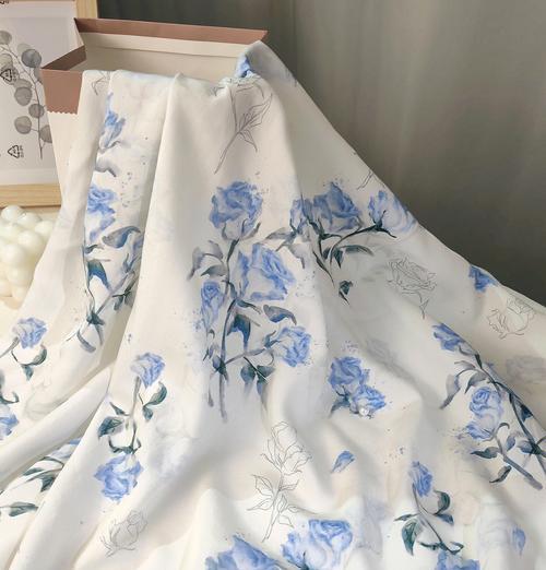 酒红色玫瑰布料的寓意是什么？