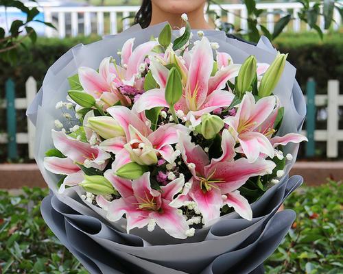 生日时送女生什么花的花语最为合适？
