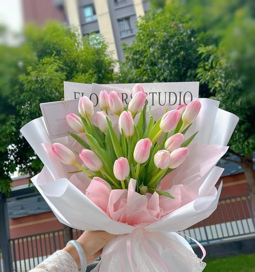 花语大结局：各色花朵寓意的完美演绎