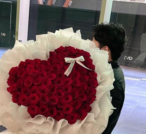 恋爱中适合送什么花语？哪种花语最能表达爱意？