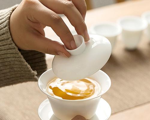 君子兰甜白盖碗的养殖方法是什么？