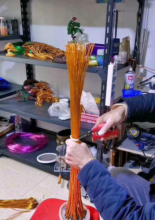 金属丝盆景制作的步骤和技巧是什么？