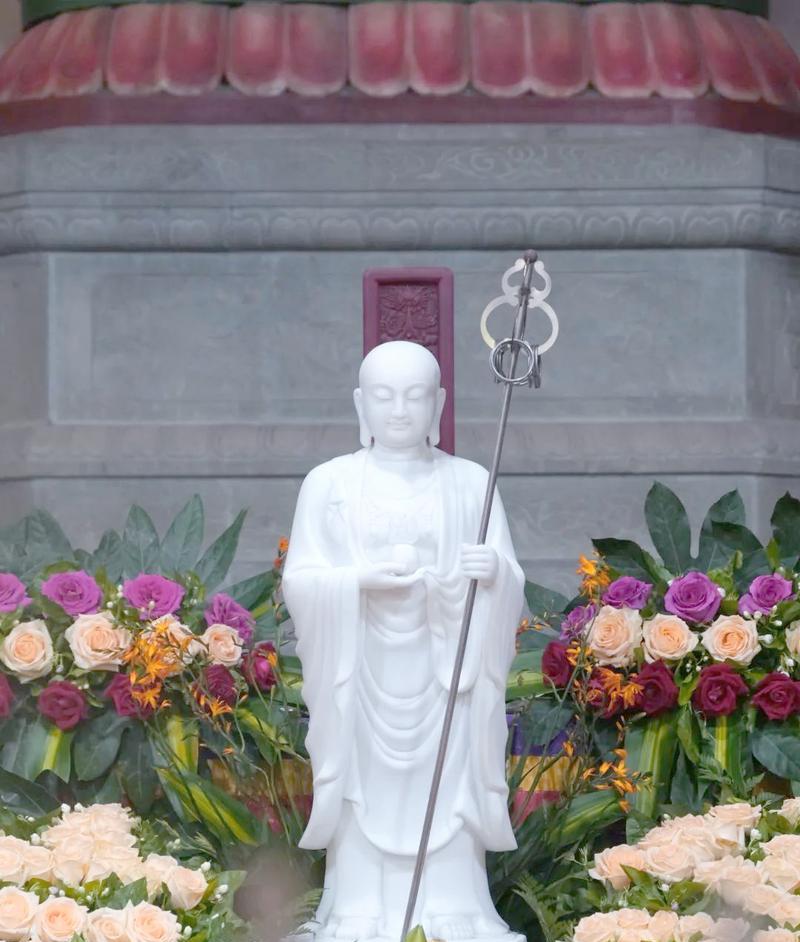 佛教中花的寓意是什么？佛教花象征意义有哪些？