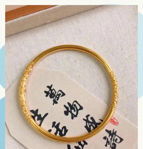 草花镯子代表什么意义？它的寓意有哪些？