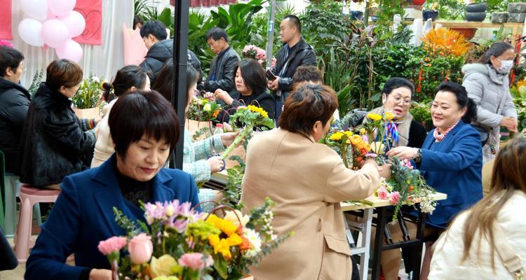 花艺与传统文化结合的意义何在？如何理解花艺中的文化寓意？