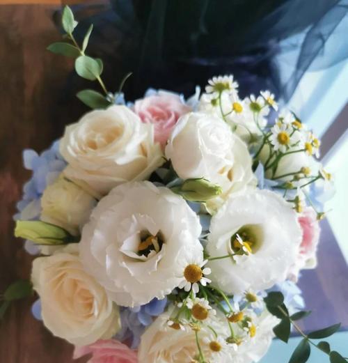 交换手捧花代表什么？手捧花互换的含义是什么？