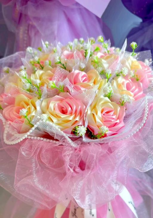 粉色独角兽永生花的含义是什么？永生花的花语有哪些？