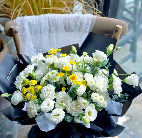 清明节送花的意义是什么？清明节花的象征意义有哪些？
