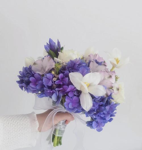 结婚手捧花代表什么？花的寓意和象征有哪些？