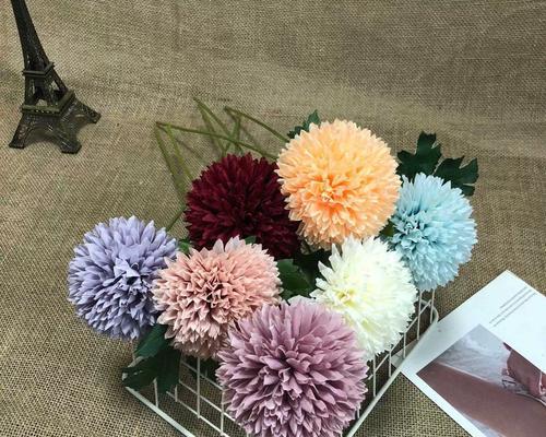 塑料手捧花的含义和用途是什么？