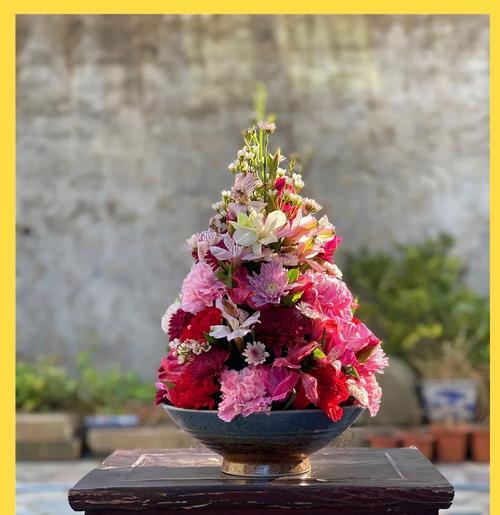 花供在文化中有什么寓意？花供的传统意义是什么？