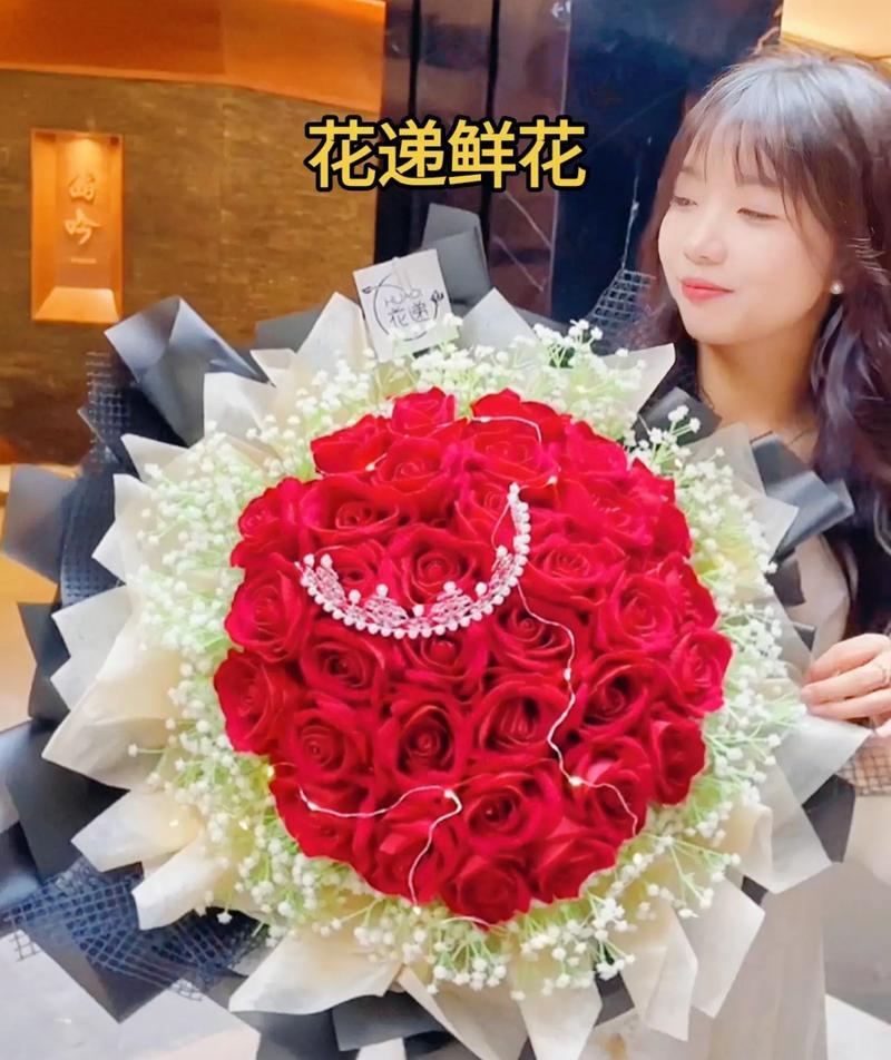 手捧花与鲜花搭配有何特别寓意？