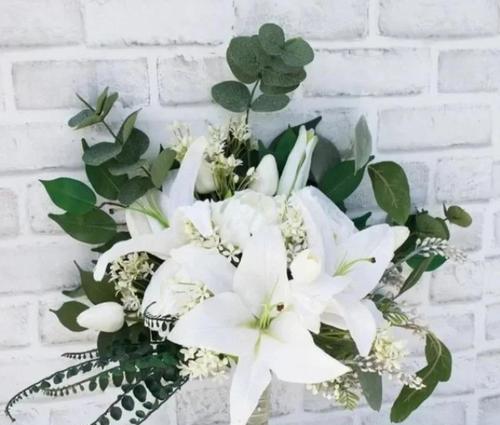 手捧花留给自己有何寓意？