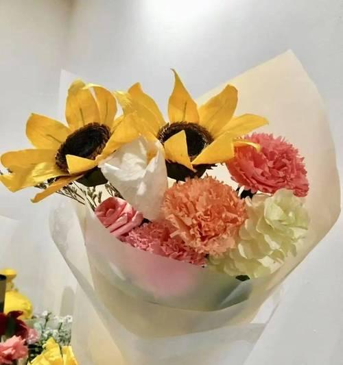 清明节制作玫瑰花有何寓意？它如何表达哀思？