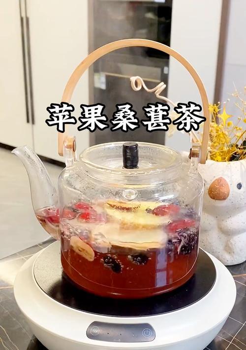 如何科学浇水桑葚树（掌握浇水的时机和方法，让桑葚树茁壮成长）